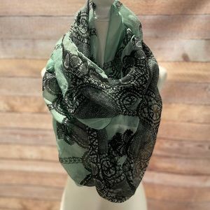 BOGO ✨Infinity Scarf
